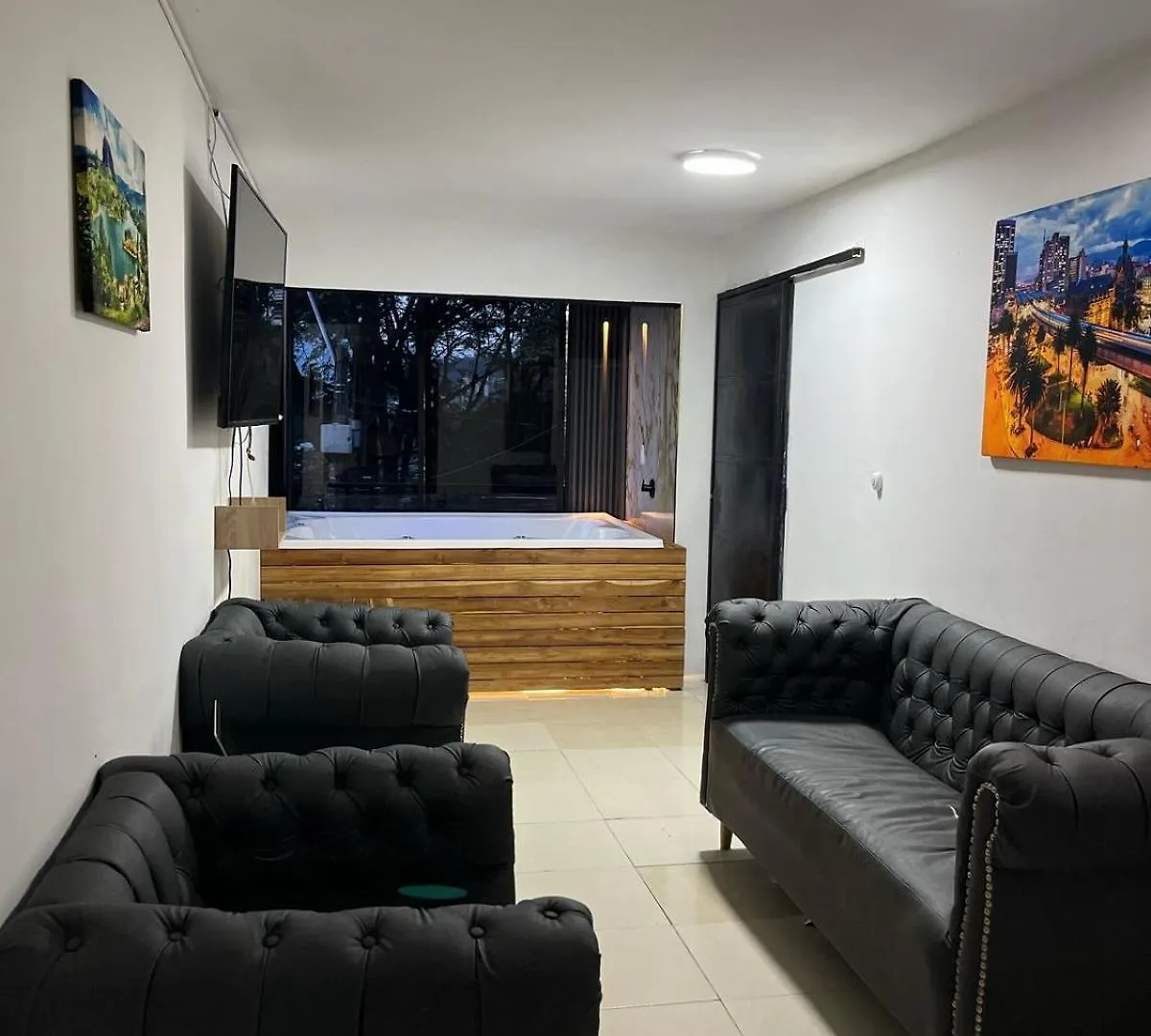 Apartamento Manila Poblado Medellin 0*,  Colombia